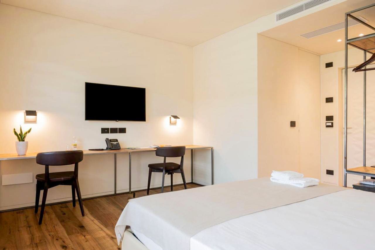 Bihotel Majano camera